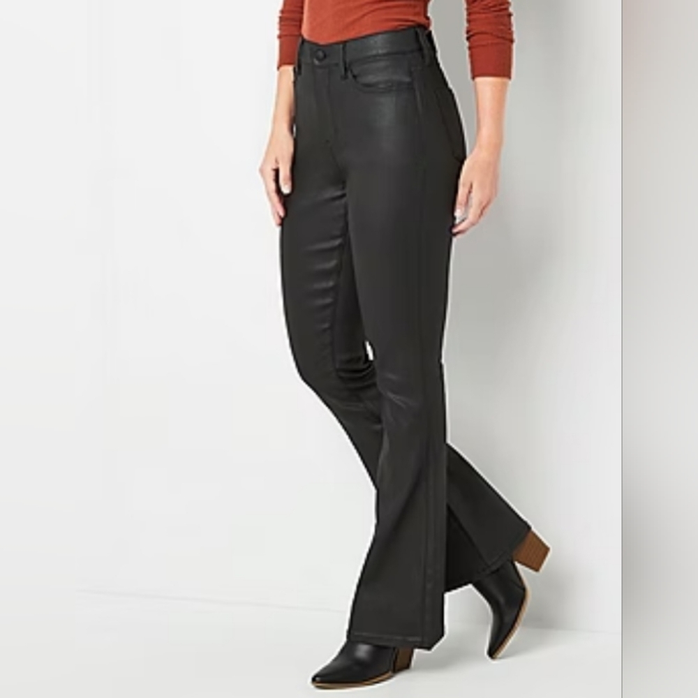 a.n.a Womens Coated High Rise Flare Jean - Size 14 Misses